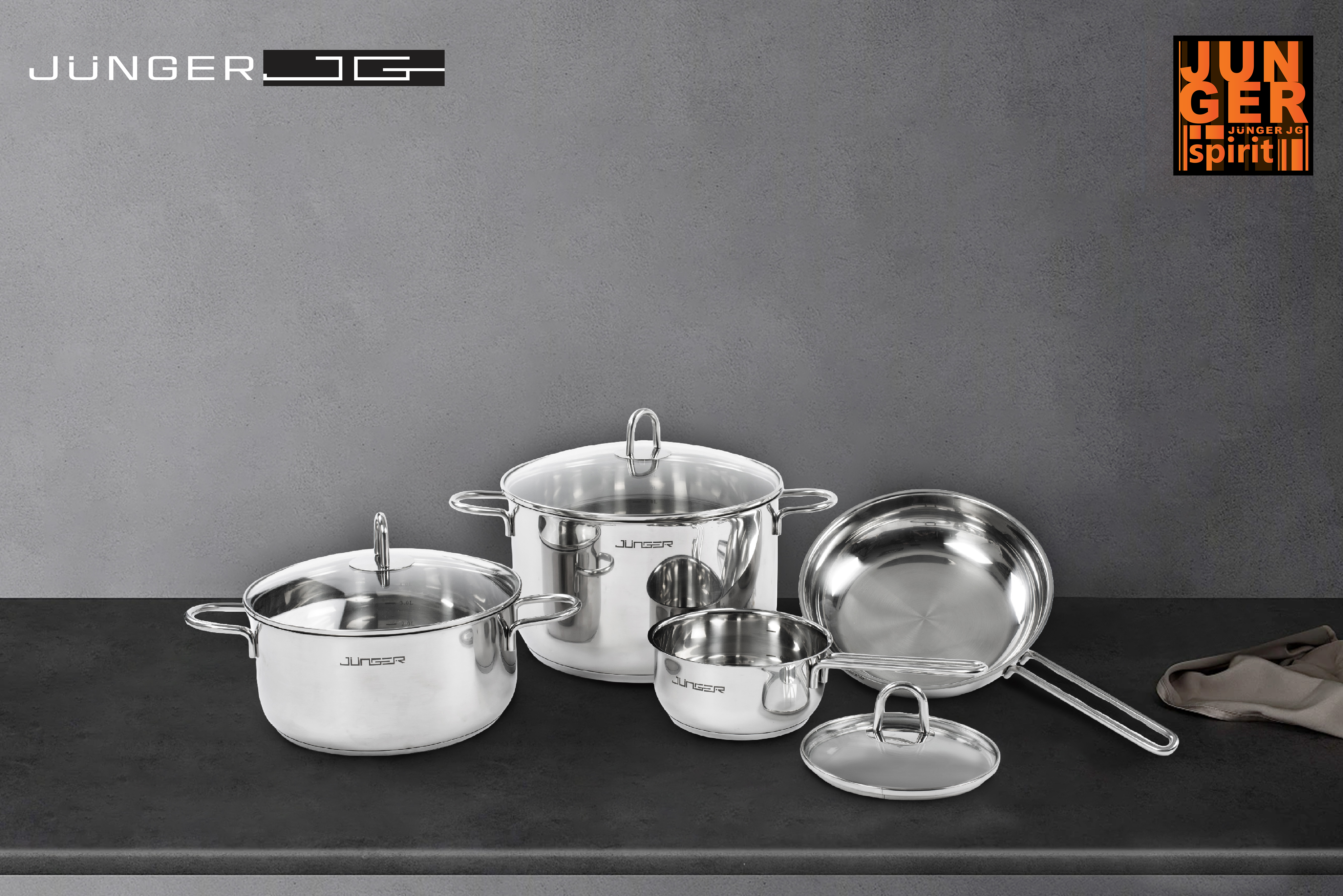 Bộ nồi inox Junger JC-200 cao cấp gồm 7 chi tiết, cấu tạo đáy 5 lớp giúp truyền nhiệt tối ưu.